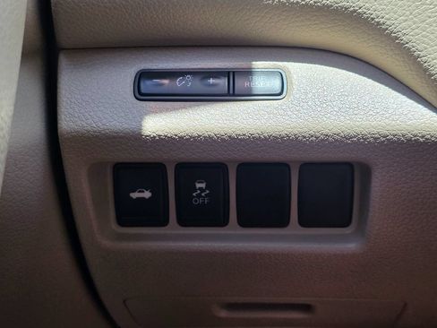 Used 2015 Nissan Altima 2.5 SV FWD image 44