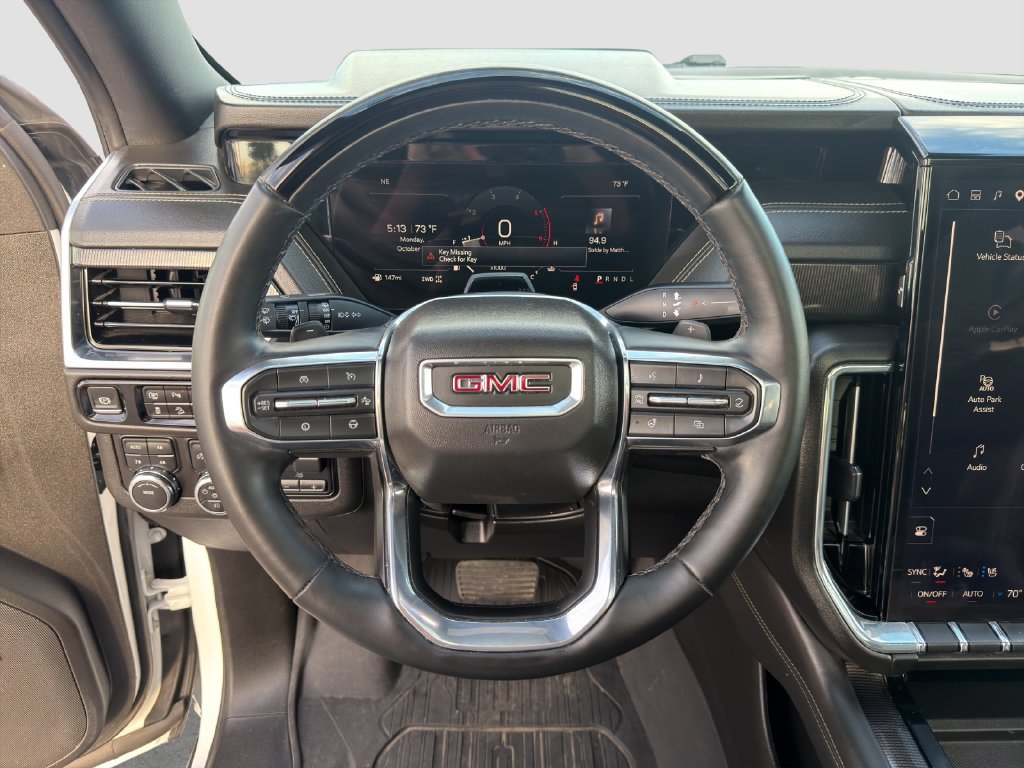Used 2025 GMC Yukon Elevation w/ Elevation Premium Package AWD/4WD image 10