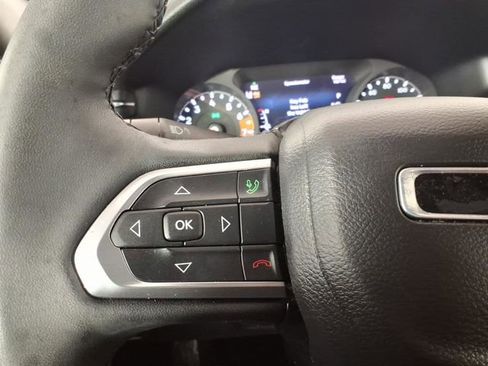 Used 2023 Jeep Compass Limited image 15