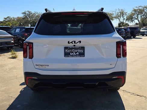 New 2026 Kia Sorento X-Line EX image 7