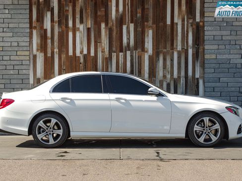 Used 2018 Mercedes-Benz E 300 4MATIC image 8