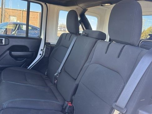 Used 2023 Jeep Wrangler Unlimited Rubicon 4xe w/ Steel Bumper Group image 14