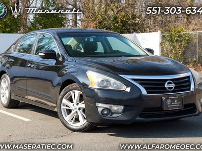 Used 2015 Nissan Altima 2.5 SV w/ Convenience Package
