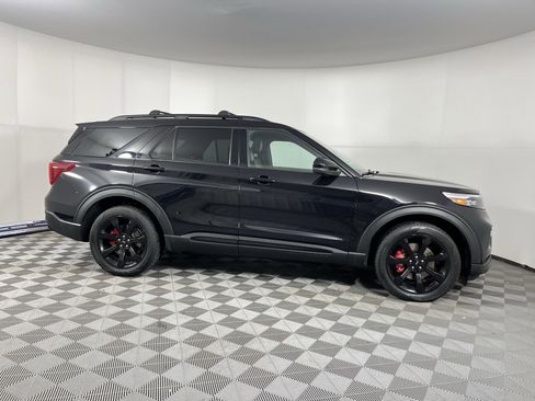 Used 2023 Ford Explorer ST w/ Equipment Group 401A image 7