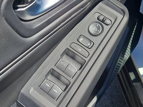 Certified 2023 Honda Accord EX image 21