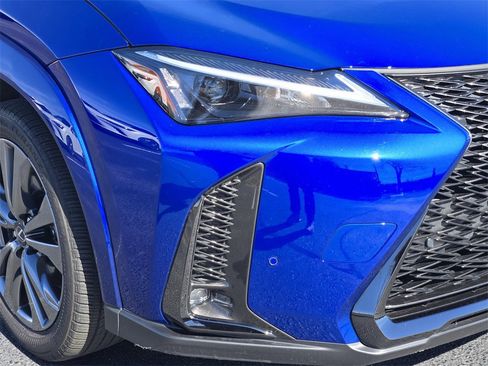Used 2023 Lexus UX 250h F Sport image 9