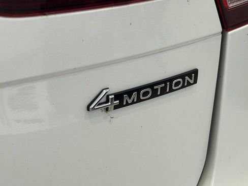 Used 2023 Volkswagen Tiguan SE R-Line AWD/4WD image 54