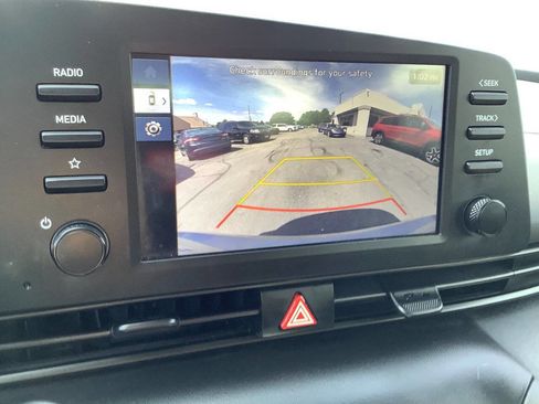 Used 2025 Hyundai Elantra Sport FWD image 44