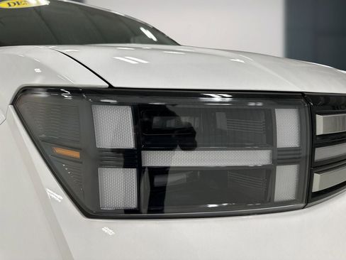 New 2026 Hyundai Santa Fe SE FWD image 11