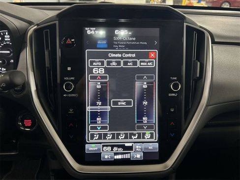 Certified 2025 Subaru Crosstrek 2.0i Premium image 21