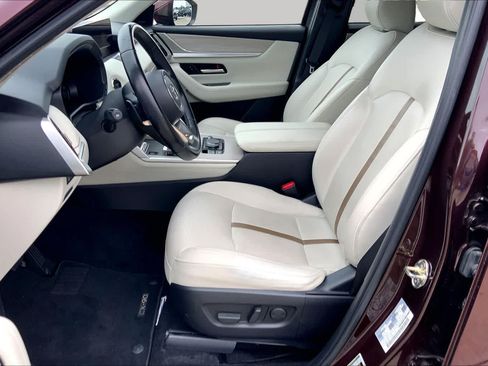 Used 2024 MAZDA CX-90 Plug-In Hybrid w/ Premium Plus AWD/4WD image 8