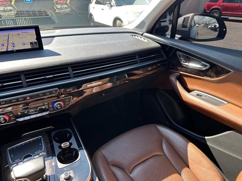 Used 2017 Audi Q7 3.0T Prestige image 26