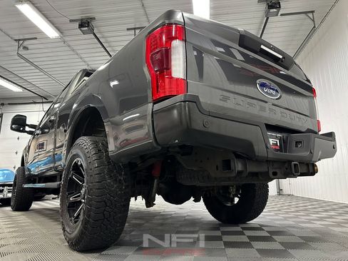 Used 2019 Ford F250 Lariat w/ Lariat Ultimate Package image 18