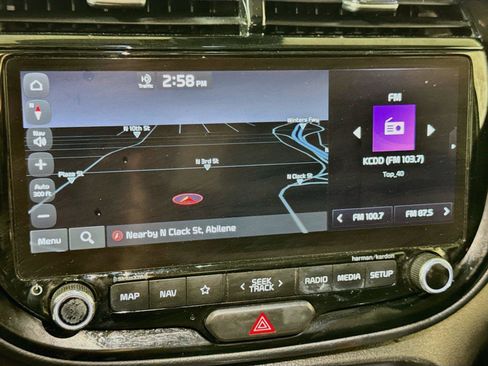 Used 2023 Kia Soul GT-Line w/ GT-Line Technology Package FWD image 11