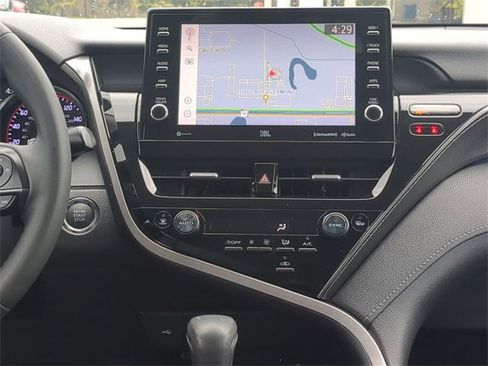 Certified 2022 Toyota Camry XSE image 17