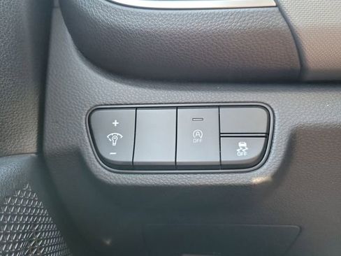 Certified 2026 Kia Seltos LX FWD image 27
