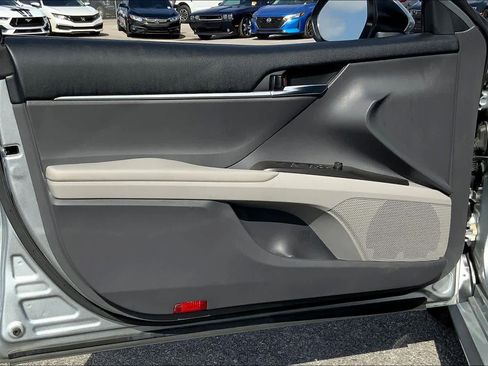 Used 2023 Toyota Camry LE FWD image 21