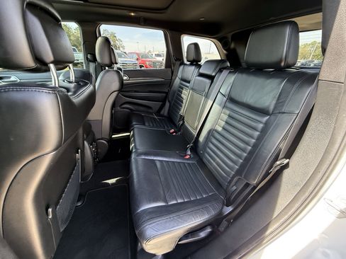 Used 2021 Jeep Grand Cherokee Limited X image 31
