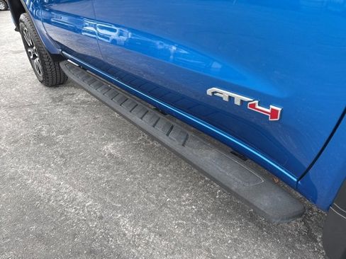 Used 2024 GMC Sierra 1500 AT4 w/ Technology Package image 11