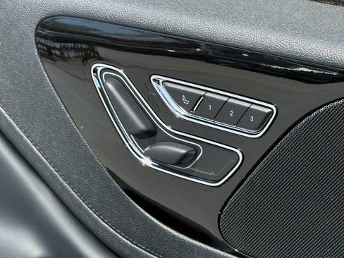 New 2026 Lincoln Aviator AWD image 29