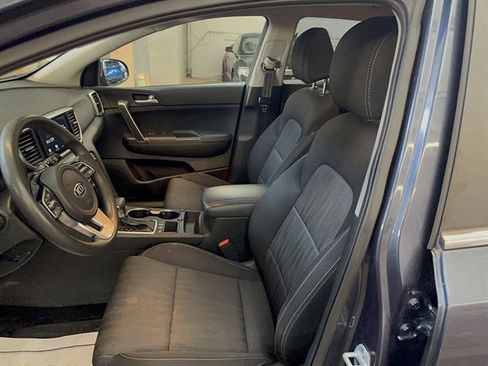 Used 2020 Kia Sportage LX AWD/4WD image 11