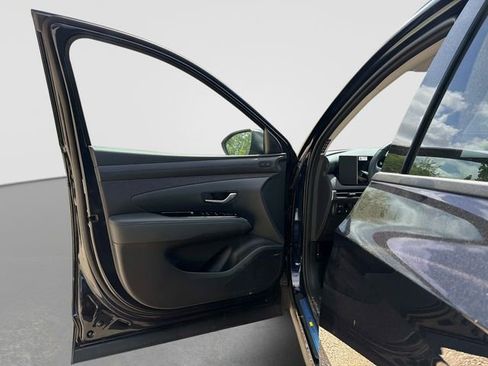 New 2026 Hyundai Tucson Limited AWD/4WD image 18
