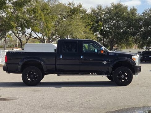 Used 2013 Ford F250 Platinum w/ Platinum Pkg image 4