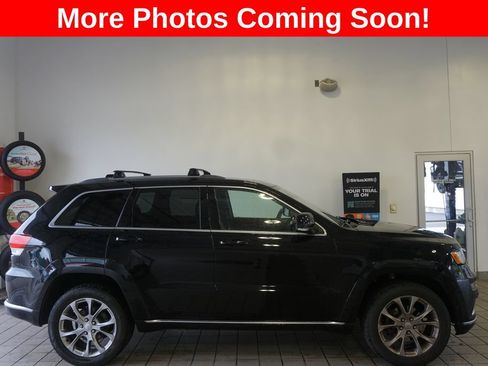 Used 2019 Jeep Grand Cherokee Summit w/ Platinum Series Group AWD/4WD image 2