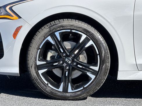 Used 2021 Kia K5 GT-Line FWD image 11