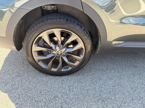 Certified 2021 Kia Sorento EX w/ EX AWD X-Line Package image 9