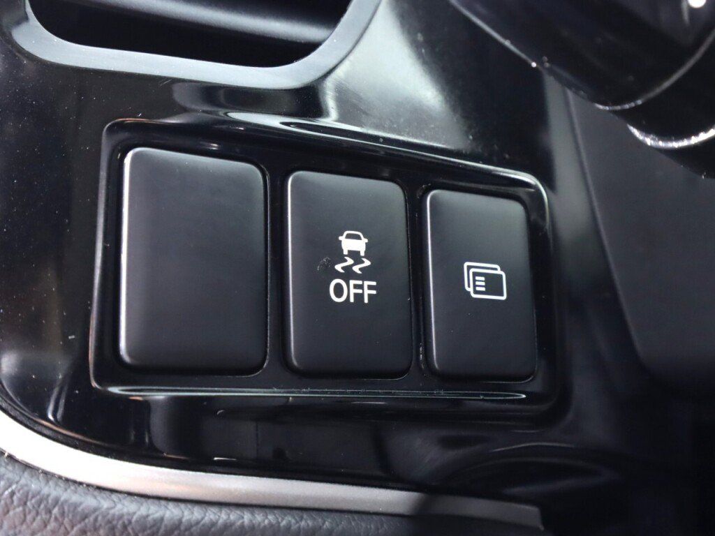 Used 2020 Mitsubishi Outlander ES AWD/4WD image 11