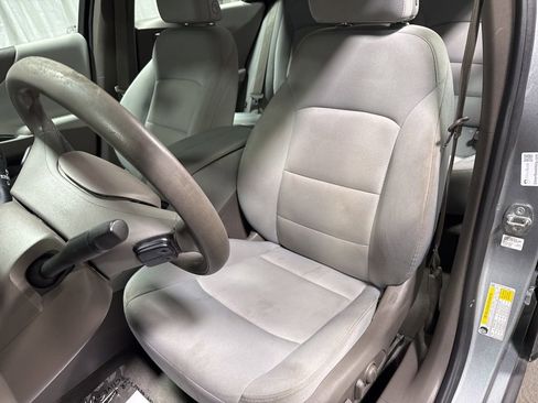 Used 2023 Chevrolet Malibu LT FWD image 16