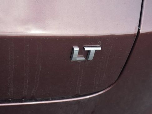 Used 2022 Chevrolet TrailBlazer LT w/ Convenience Package FWD image 12