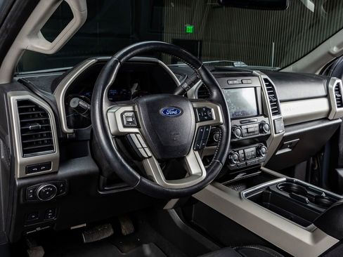 Used 2021 Ford F250 Lariat w/ Lariat Ultimate Package image 16