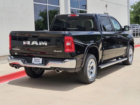 New 2026 RAM 1500 4x4 Crew Cab image 3