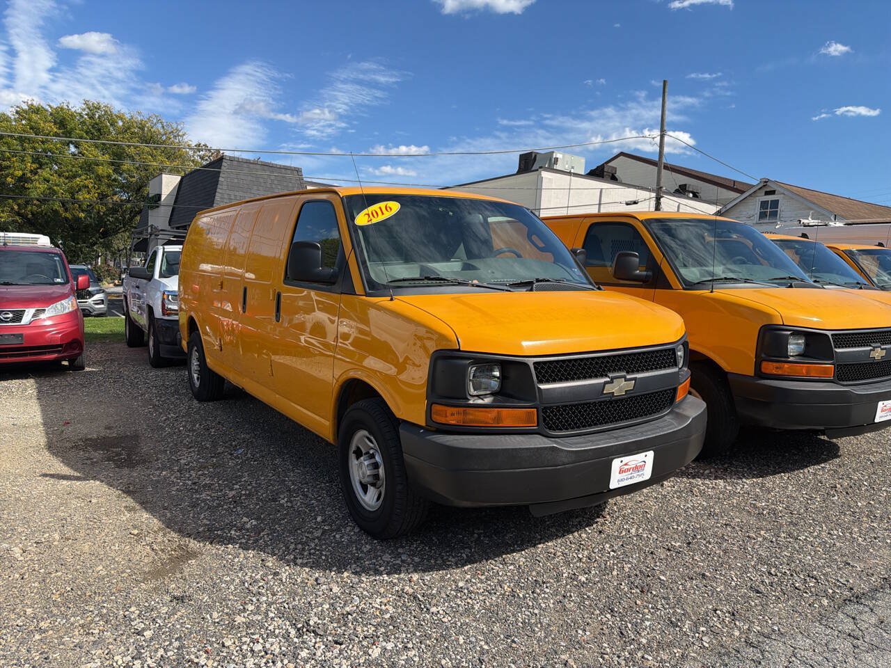 Used 2016 Chevrolet Express 2500 Extended RWD image 3