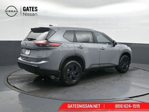 New 2026 Nissan Rogue SV FWD image 2