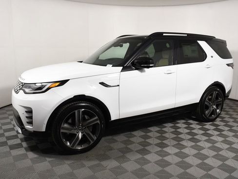 New 2026 Land Rover Discovery Limited Edition image 2