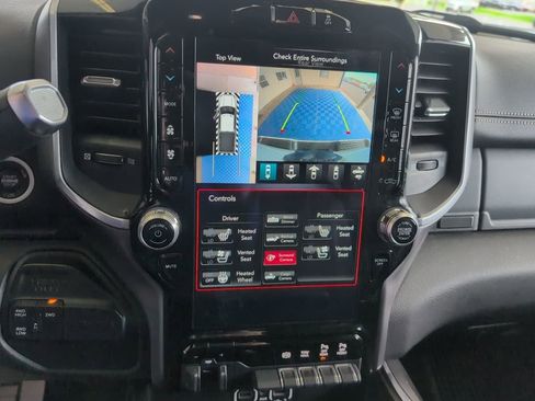 Used 2020 RAM 2500 Laramie w/ Night Edition AWD/4WD image 23