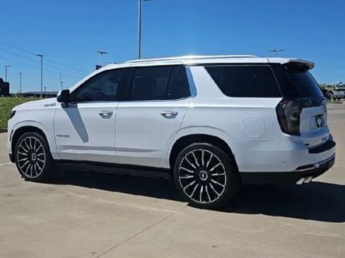 New 2026 Chevrolet Tahoe High Country AWD/4WD image 6