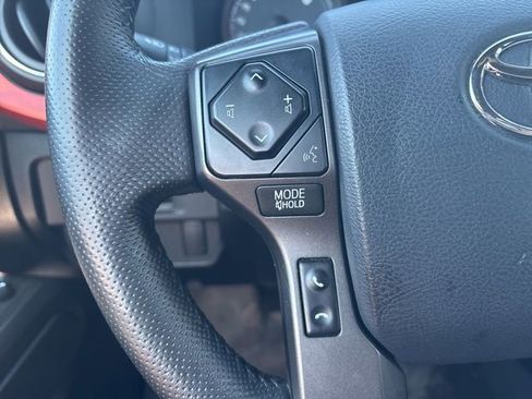 Used 2017 Toyota Tacoma TRD Off-Road w/ Tow Package image 22