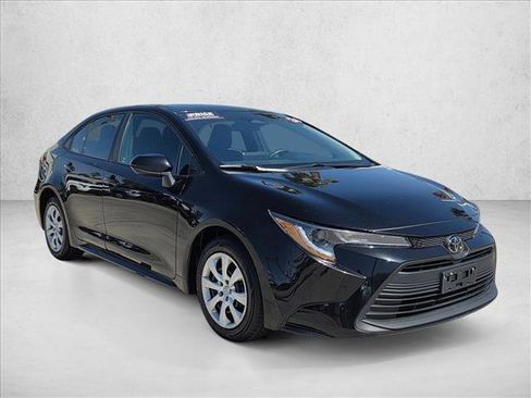 Certified 2024 Toyota Corolla LE FWD image 3