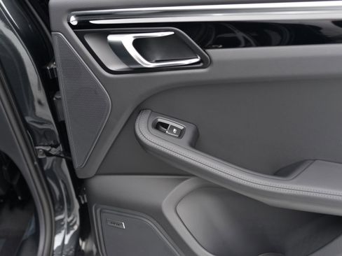 New 2026 Porsche Macan S AWD/4WD image 20