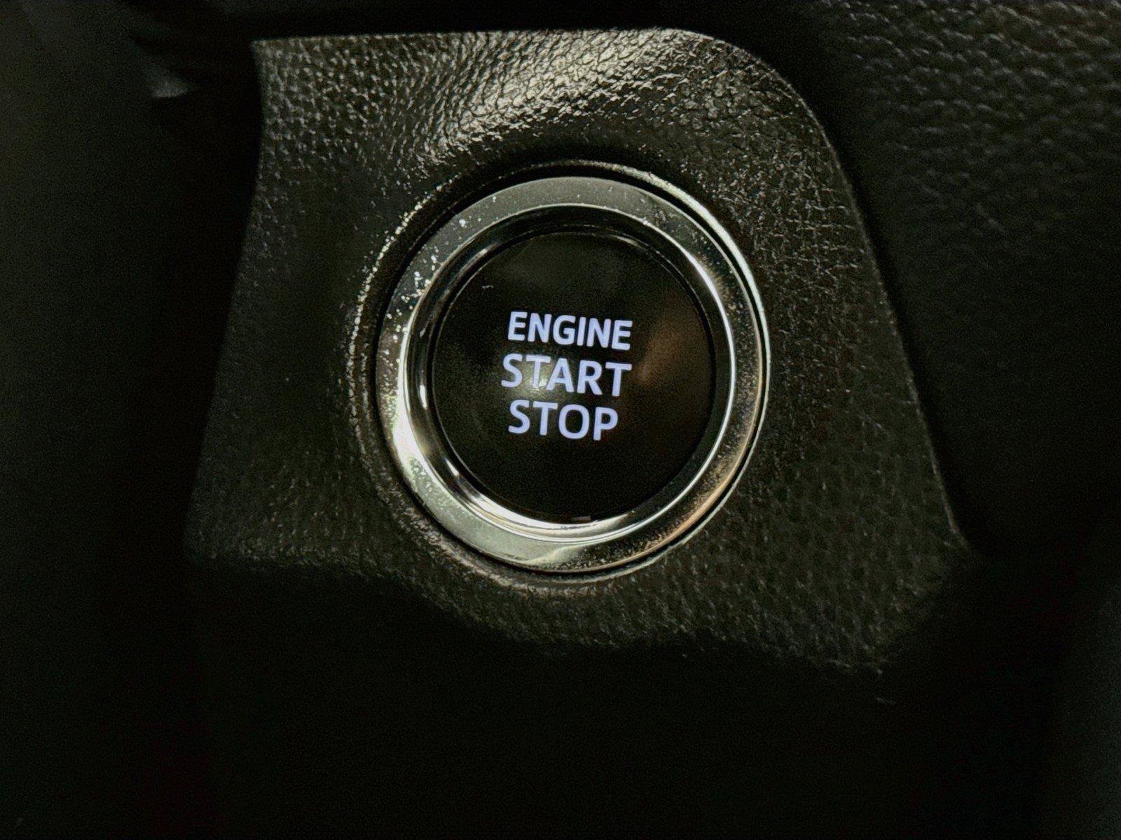 Certified 2025 Toyota RAV4 XLE FWD image 21