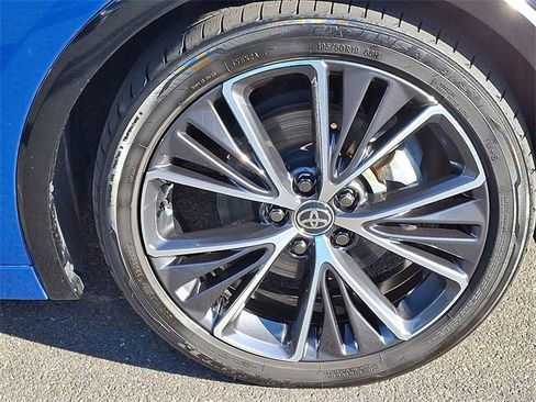 Certified 2023 Toyota Prius Limited image 8