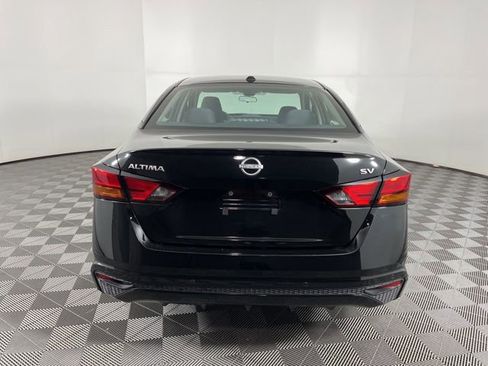 Used 2023 Nissan Altima 2.5 SV image 9