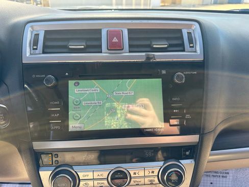 Used 2016 Subaru Legacy 2.5i Limited image 16