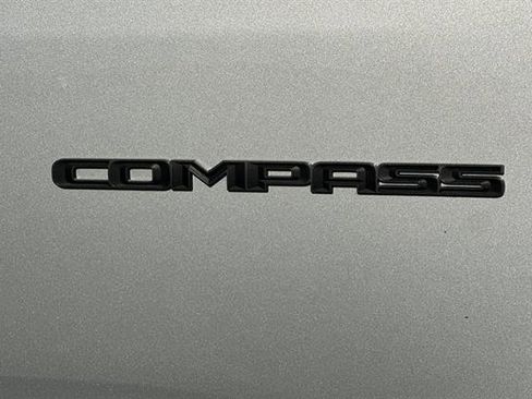 New 2026 Jeep Compass Latitude image 6