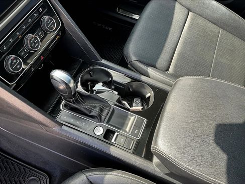 Used 2021 Volkswagen Atlas SEL image 15