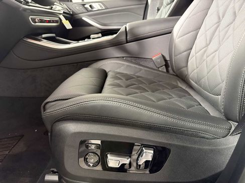 New 2026 BMW X5 xDrive40i w/ Executive Package image 12